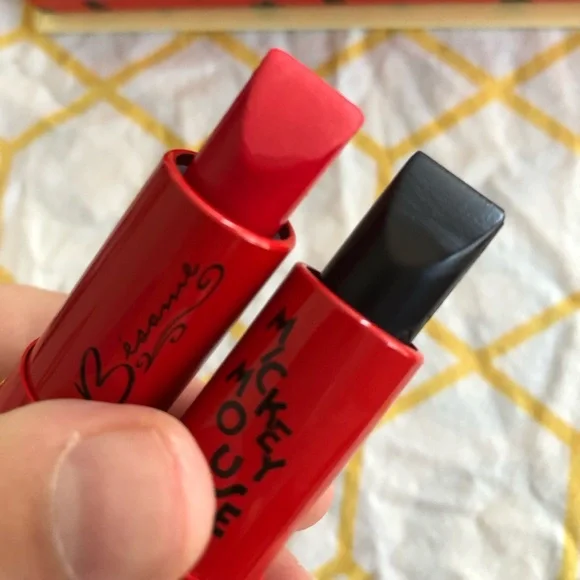 Besame Cosmetics Limited Edition Mickey Mouse 2 Lipstick Mirror Boxed Set - Picture 5 of 9